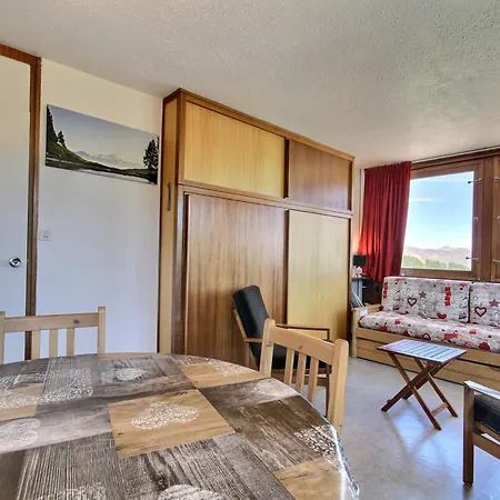 2 Pieces Au Pied Des Pistes, Balcon, Cuisine Equipee - Fr-1-455-259